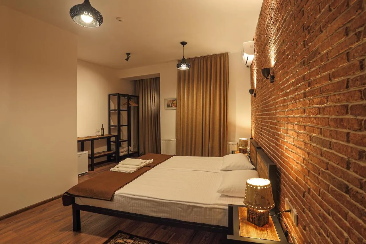 Ξενοδοχείο Winehouse Old Qvevri Apartments Τυφλίδα