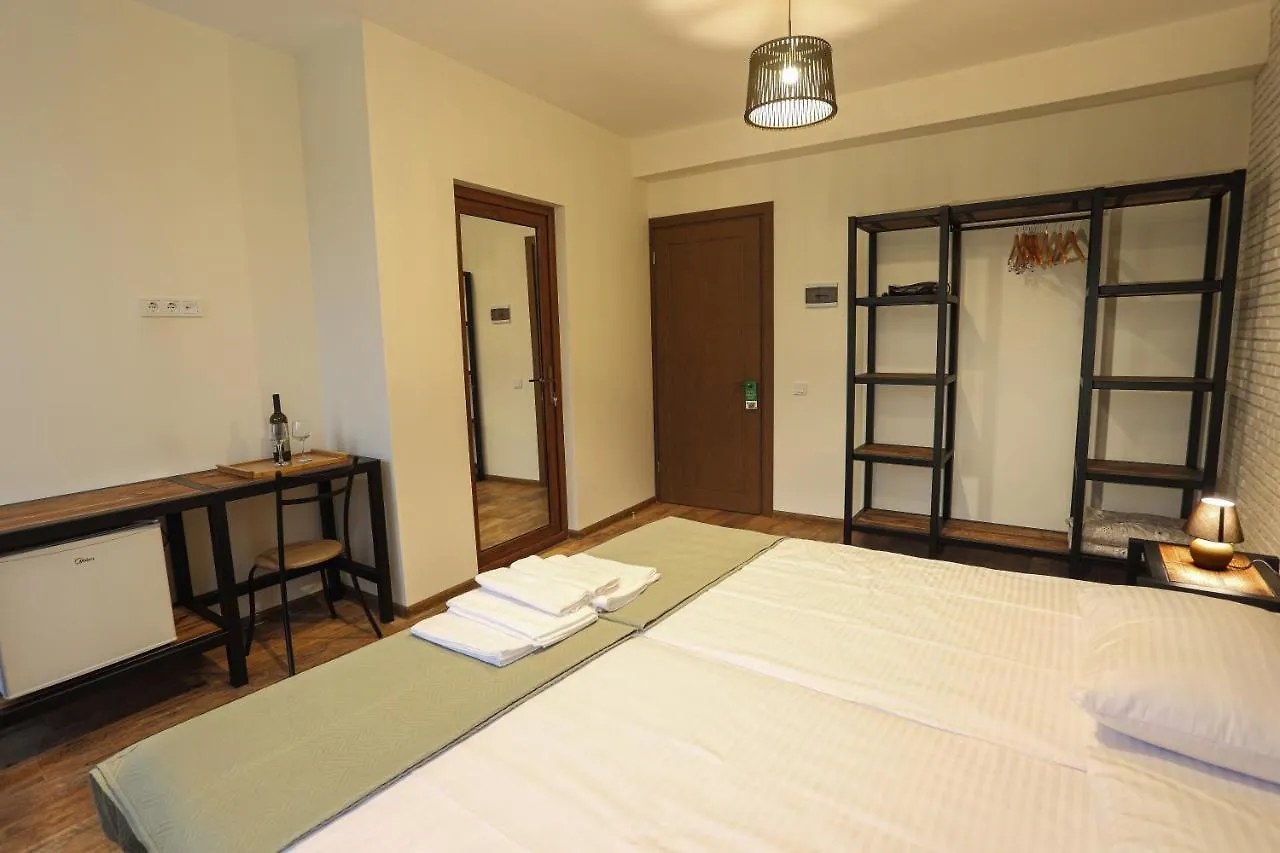 Winehouse Old Qvevri Apartments Τυφλίδα Γεωργία